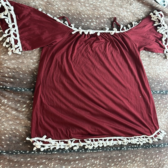 OS, maroon. - Picture 2 of 2